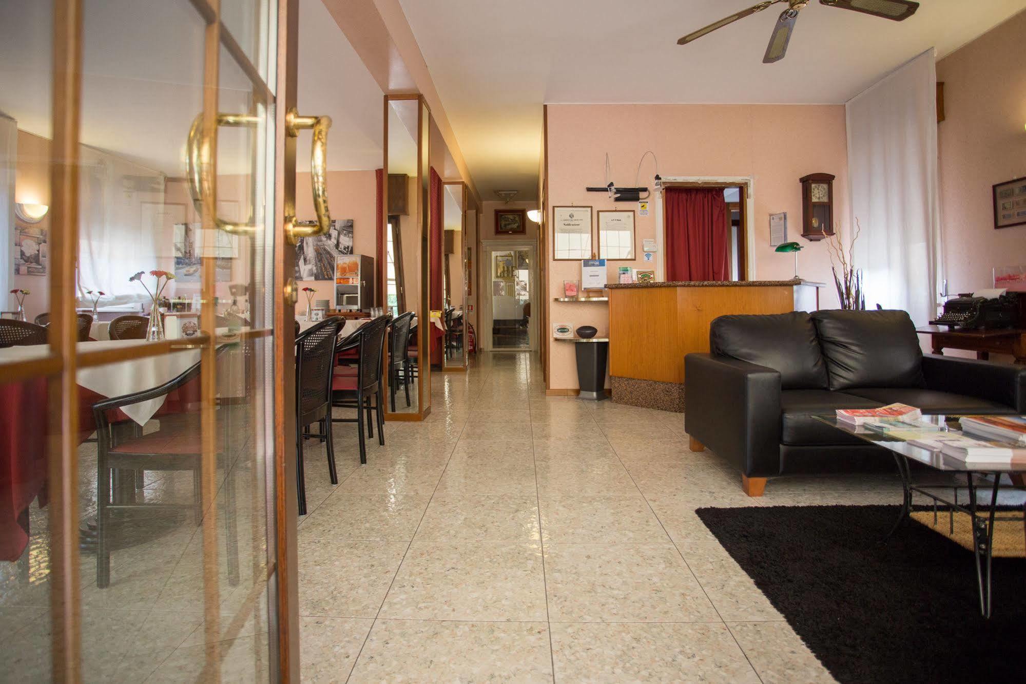 Hotel Benacus باردولينو المظهر الخارجي الصورة