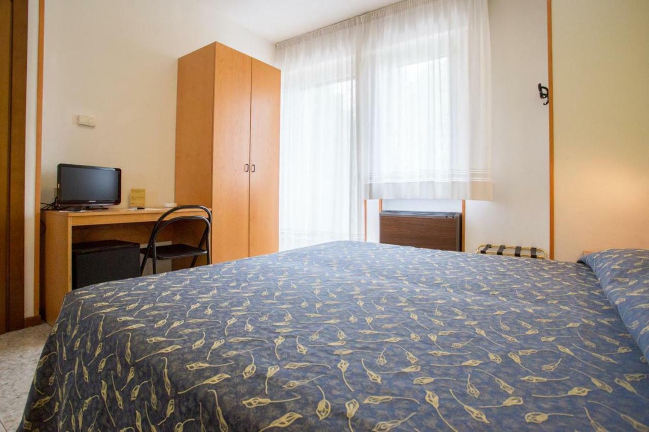 Hotel Benacus باردولينو المظهر الخارجي الصورة