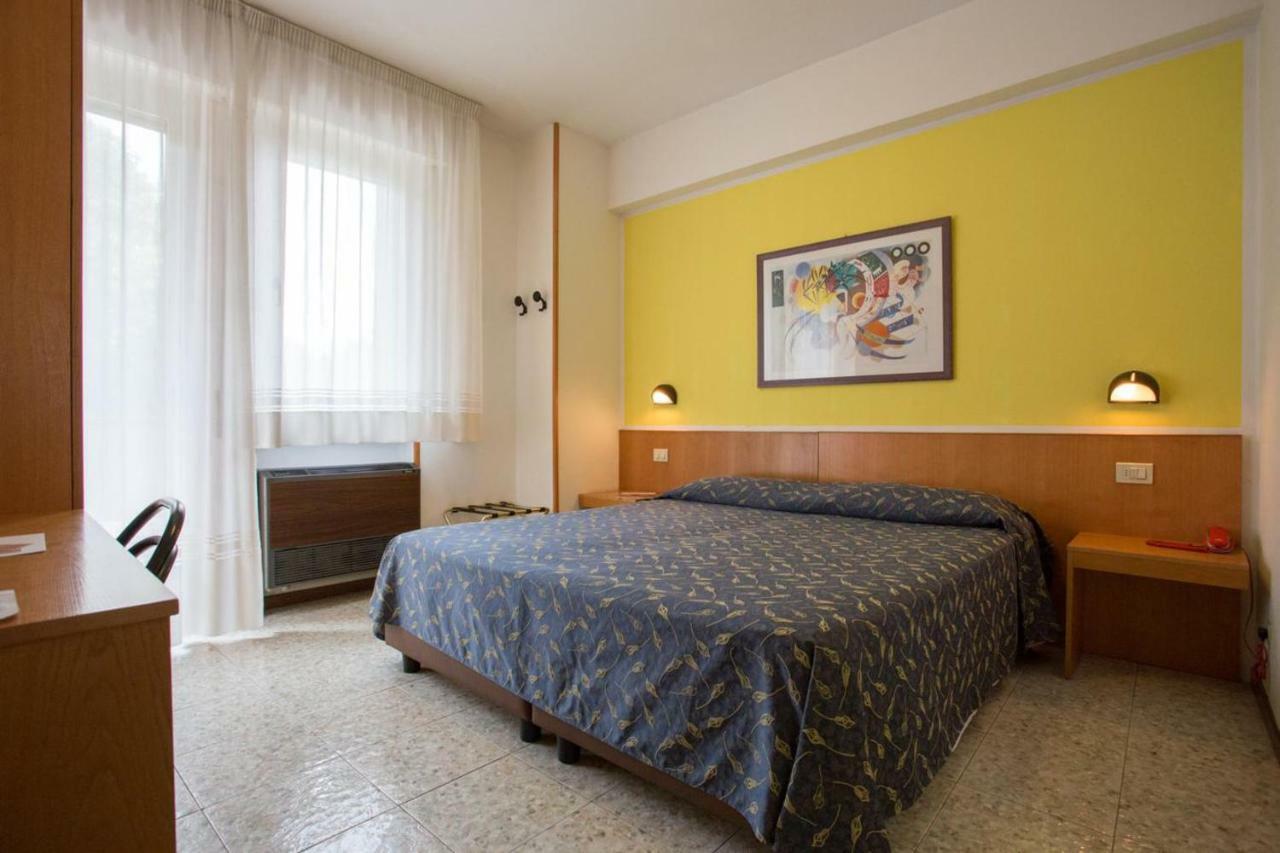 Hotel Benacus باردولينو المظهر الخارجي الصورة