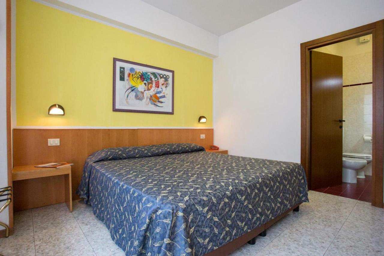 Hotel Benacus باردولينو المظهر الخارجي الصورة